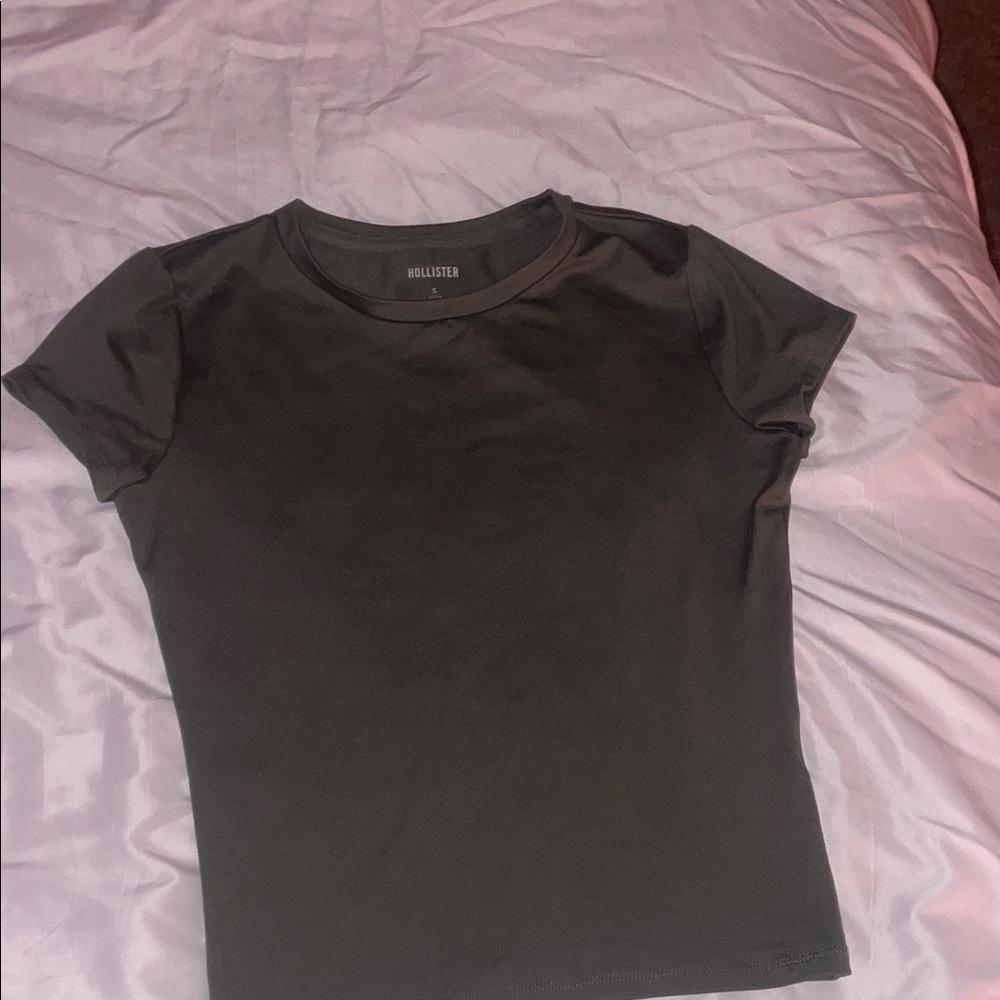 Hollister Green Baby Tee